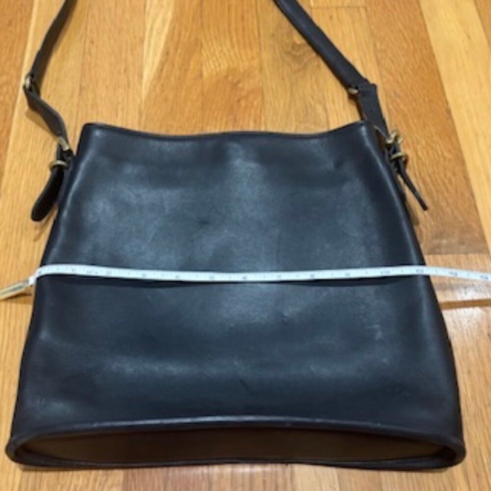 Vintage Coach Black Equestrian Bag with Long Strap, Gold Hardware, and Bag Tag - Picture 3 of 14